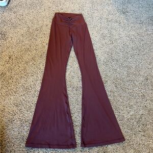 Aerie Offline Flare Leggings in Mauve